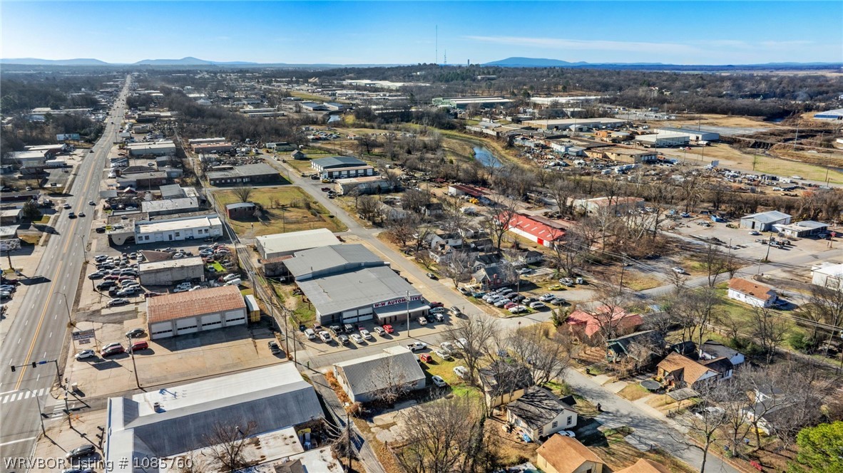 main property photo 11