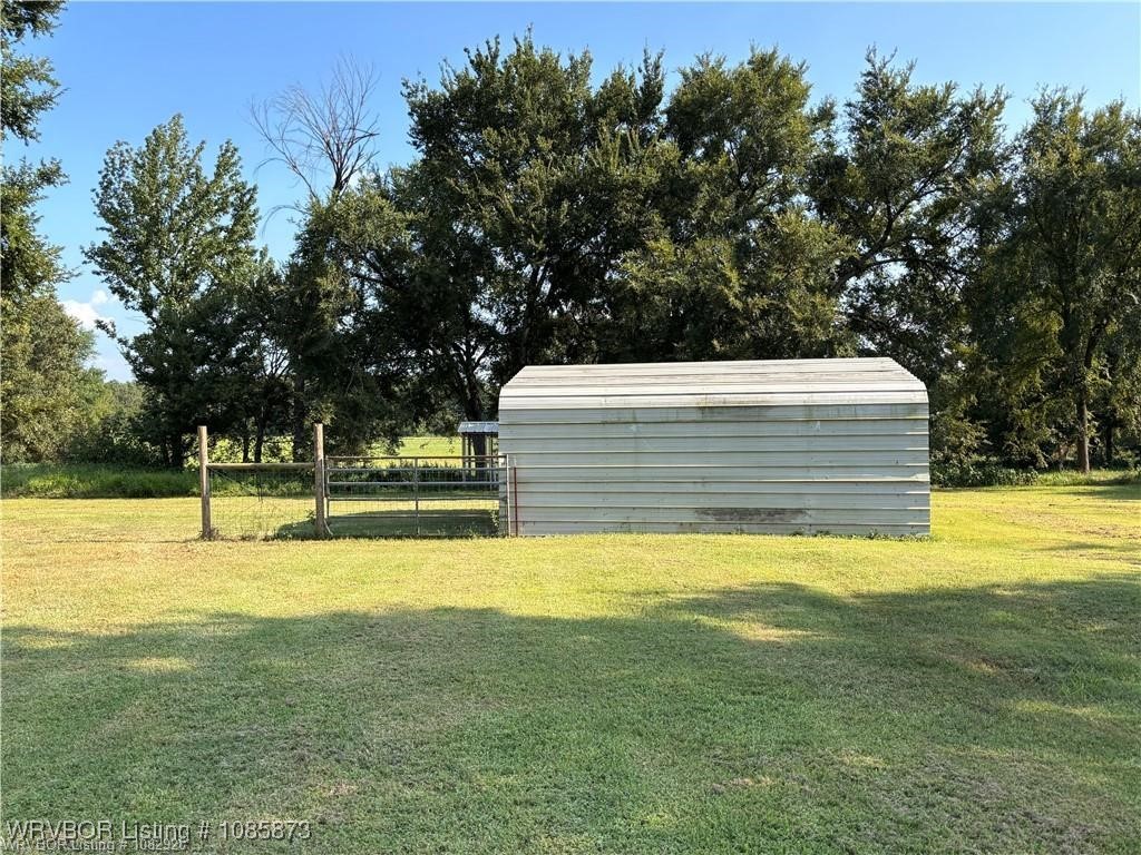 main property photo 33
