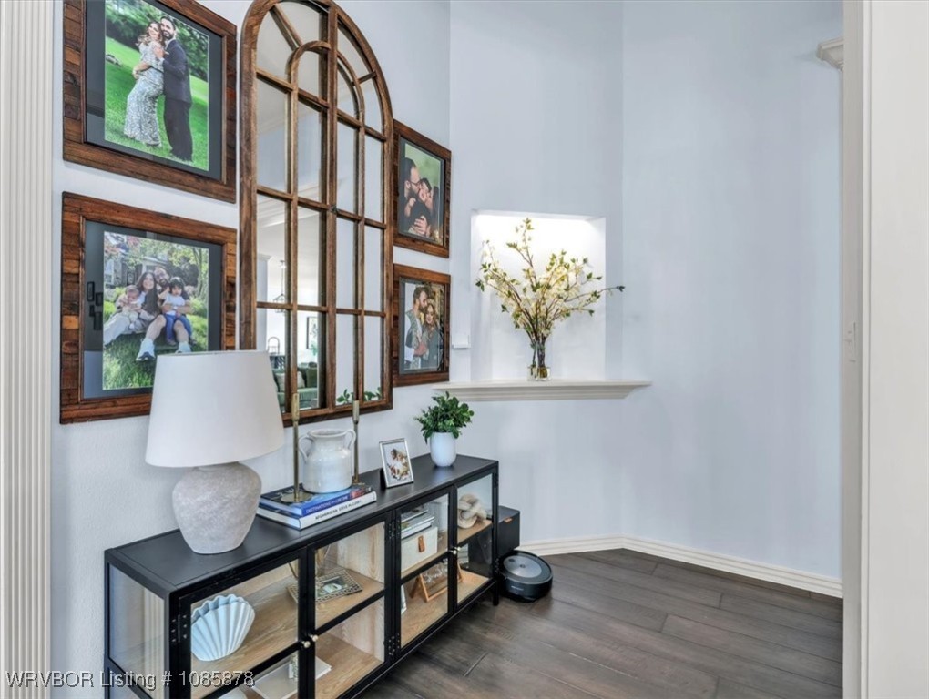 property viewer photo 6