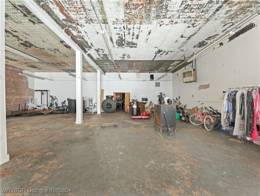 main property photo 12