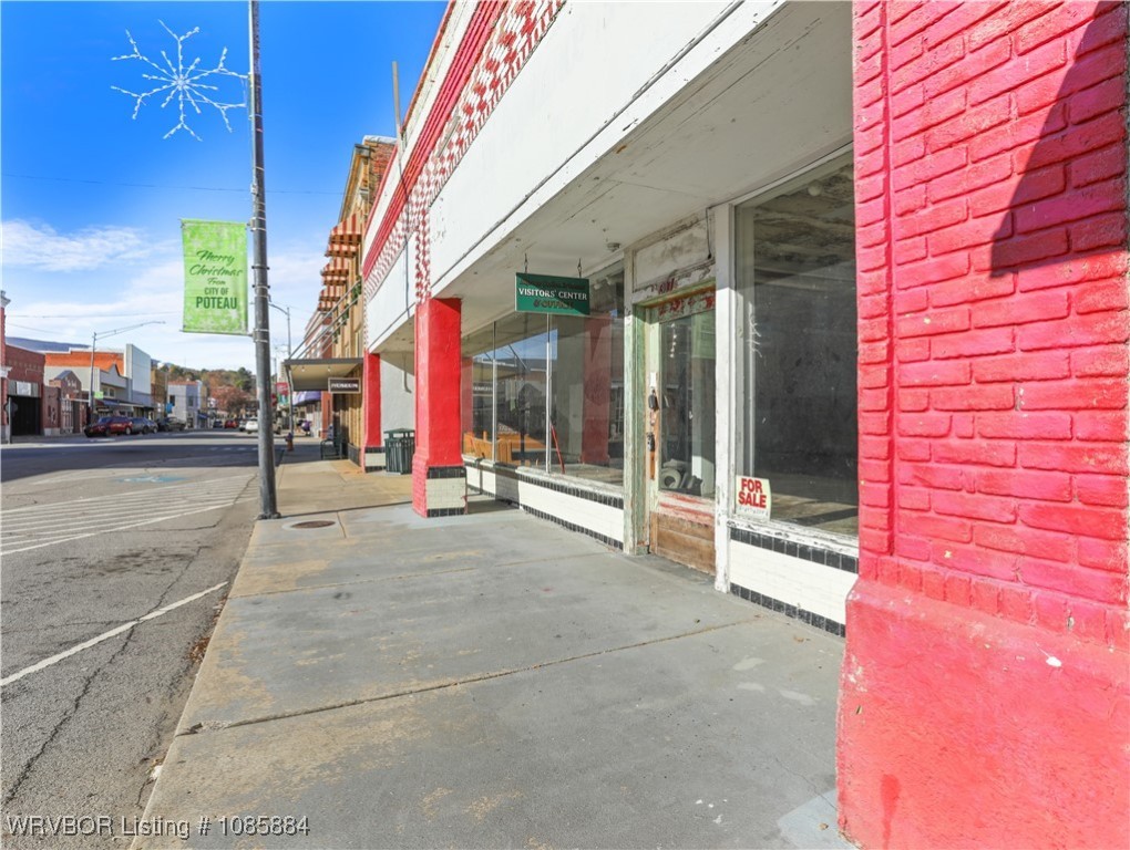 main property photo 25