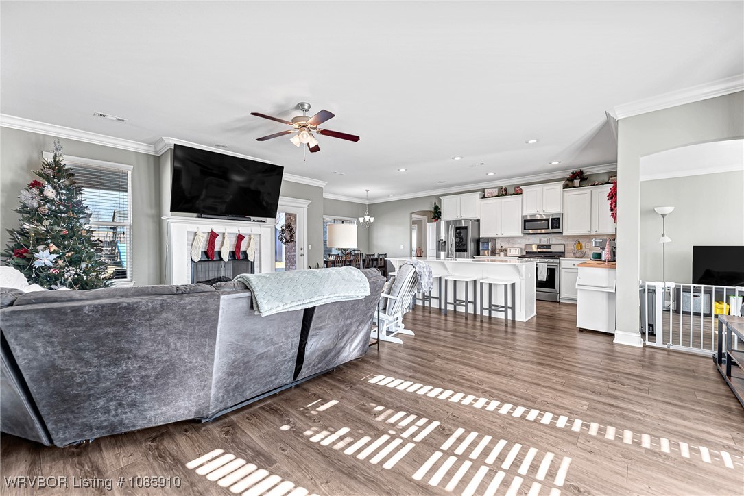 property viewer photo 3