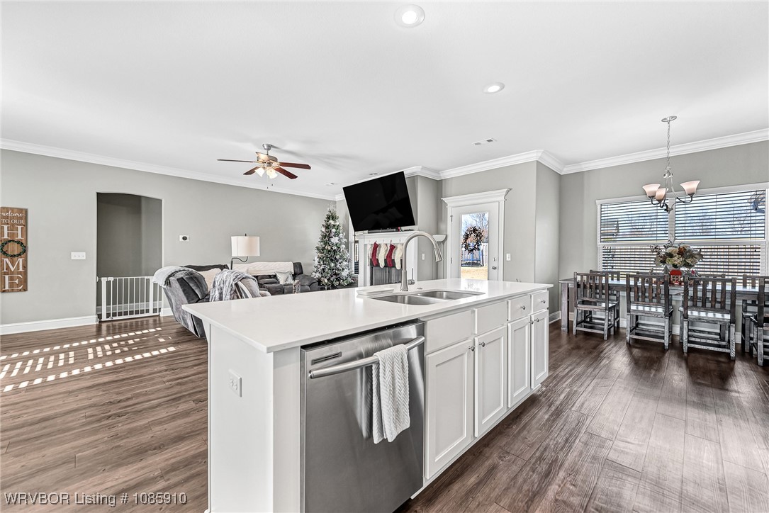 property viewer photo 6