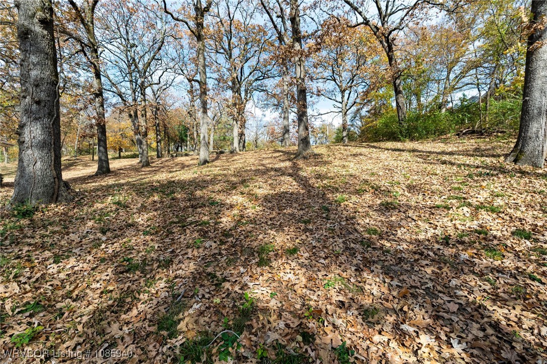 main property photo 17