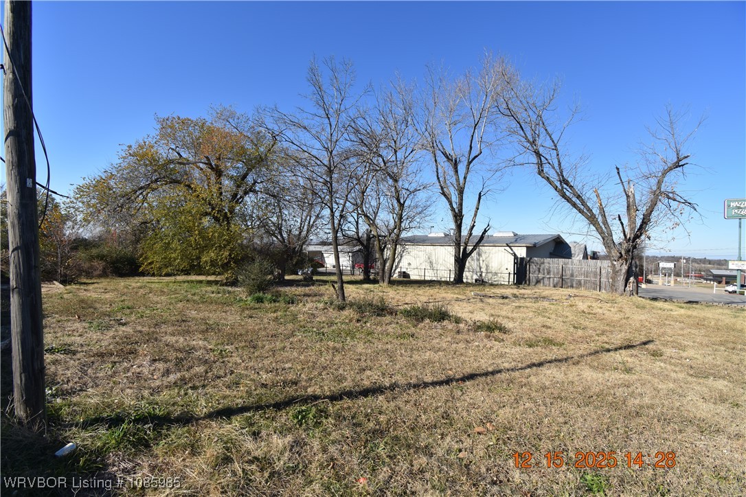 main property photo 9