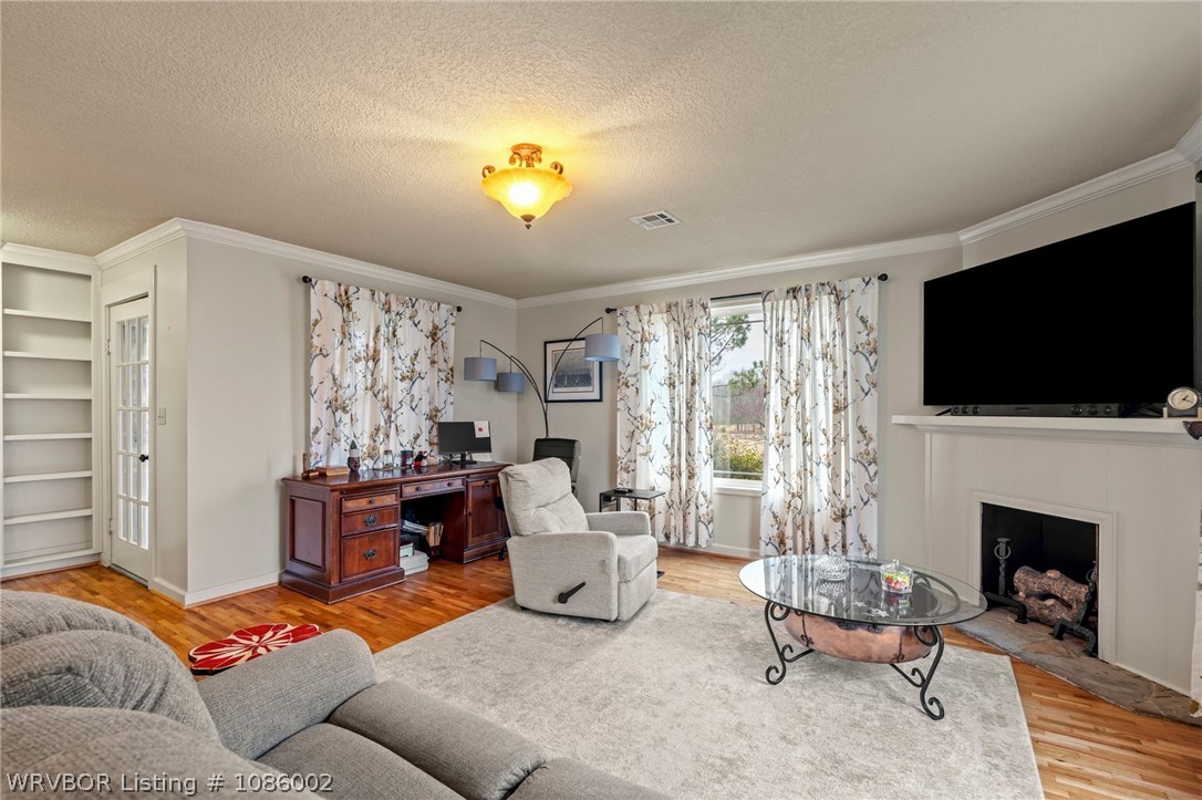 main property photo 6