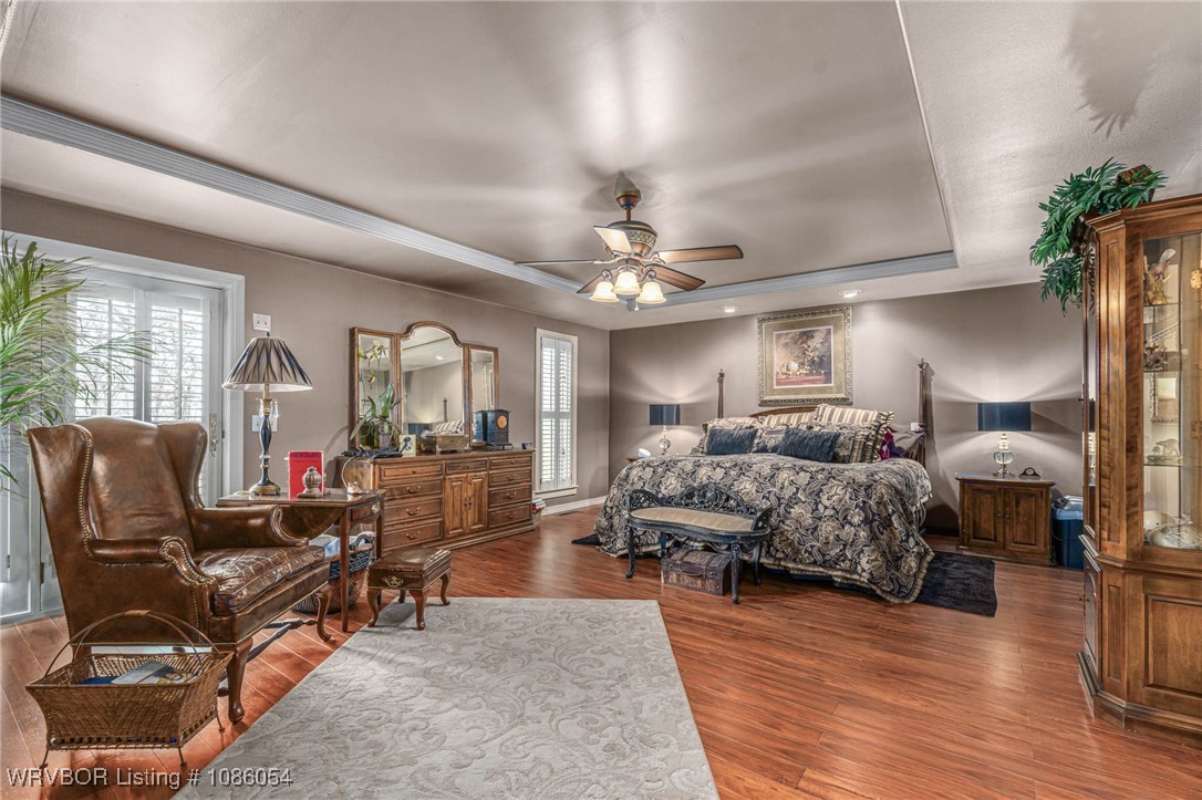 main property photo 32