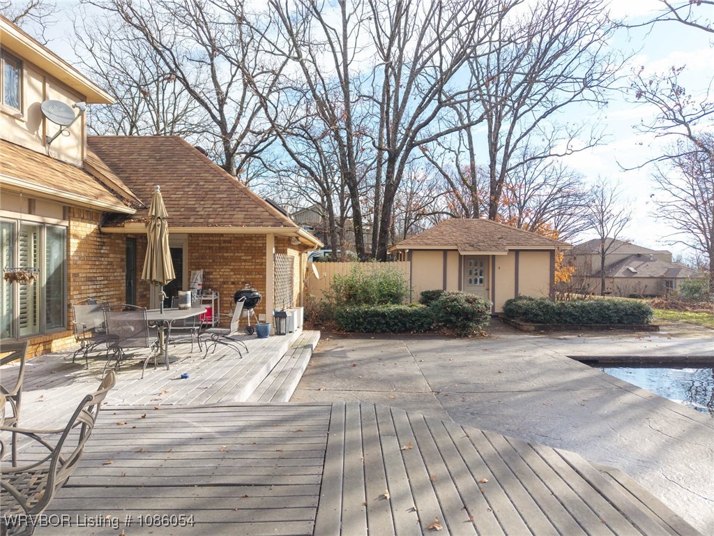 main property photo 5