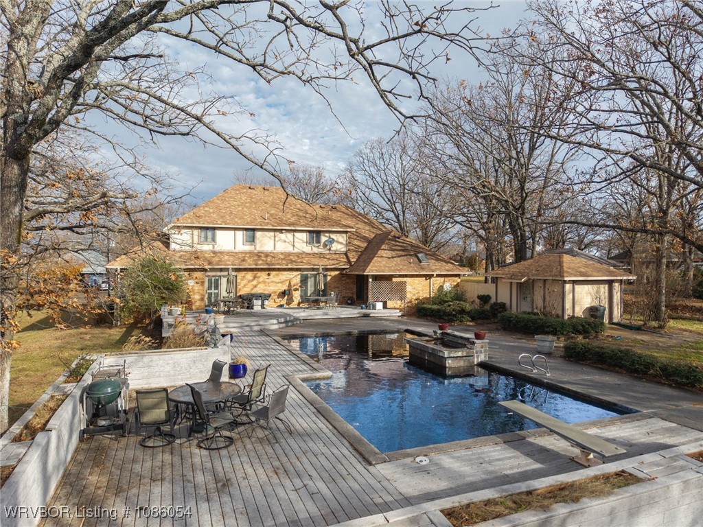 main property photo 6