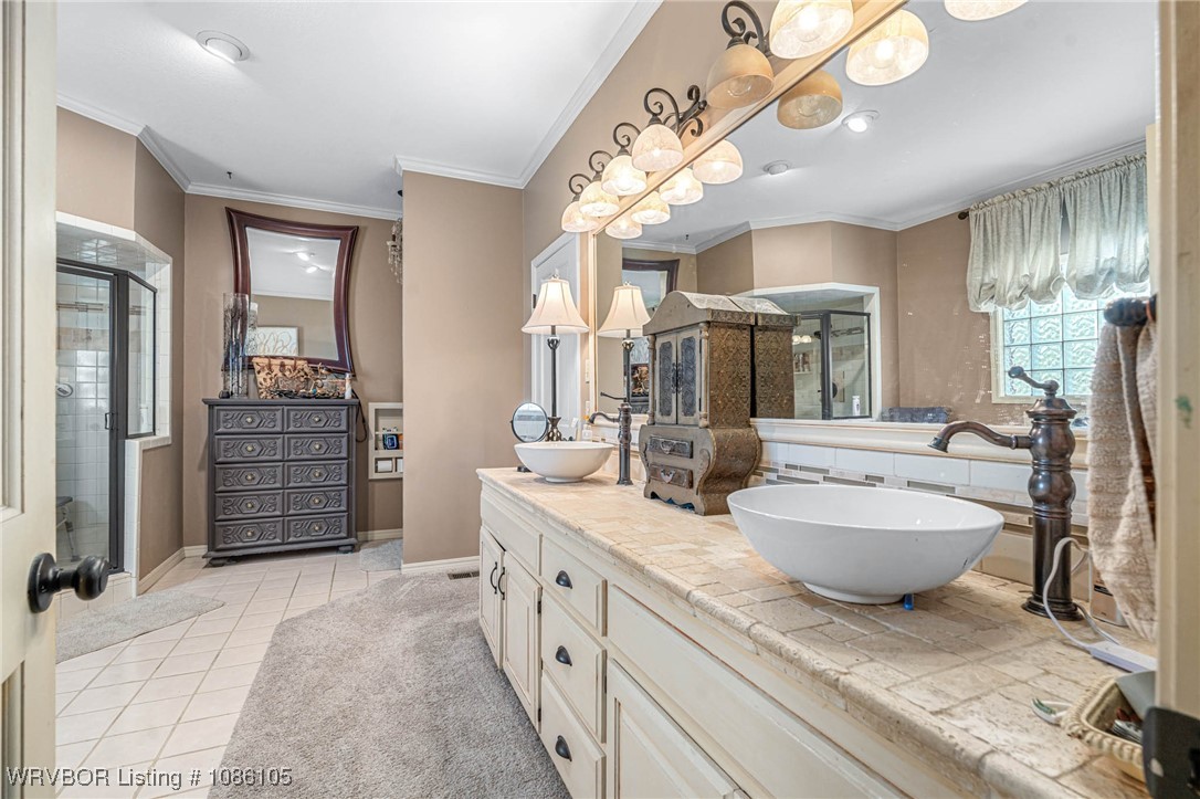 property viewer photo 14