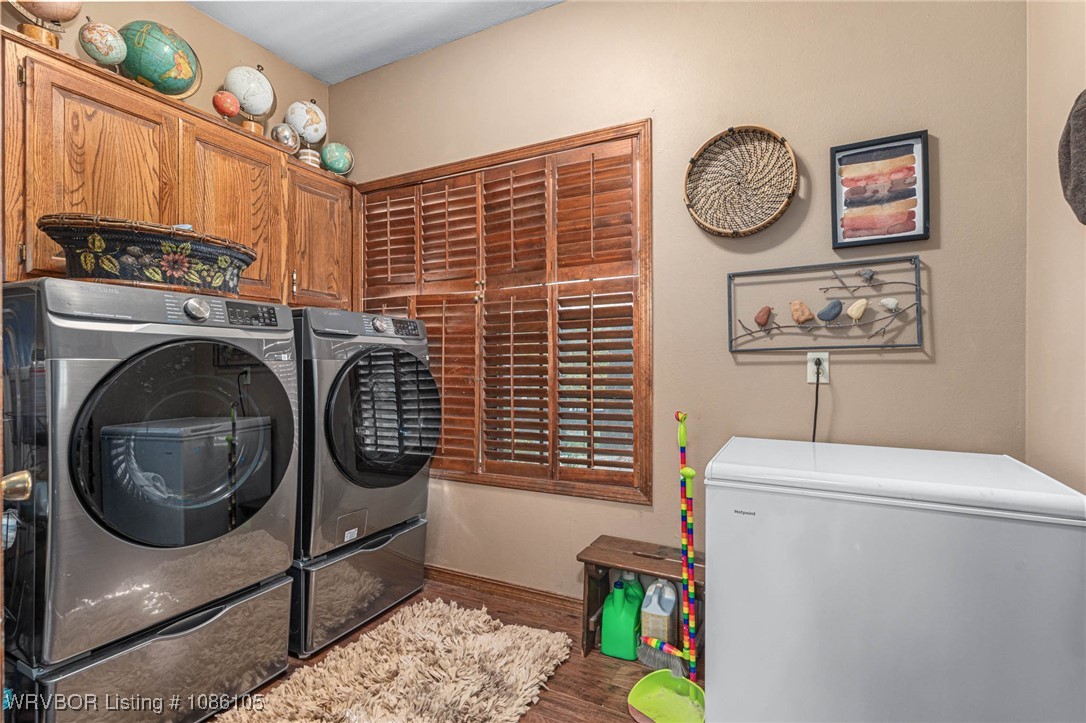 property viewer photo 27