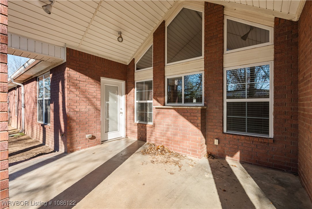 main property photo 29