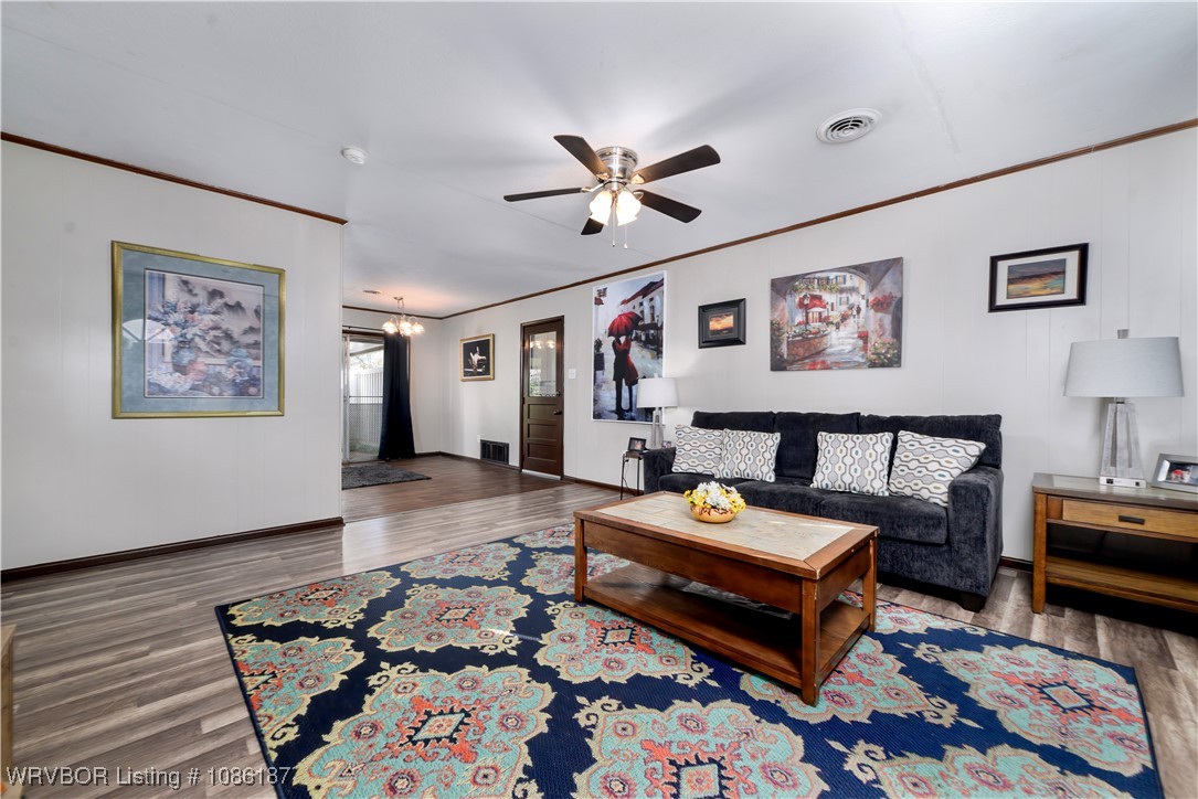 property viewer photo 6