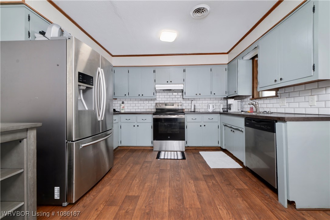 property viewer photo 9