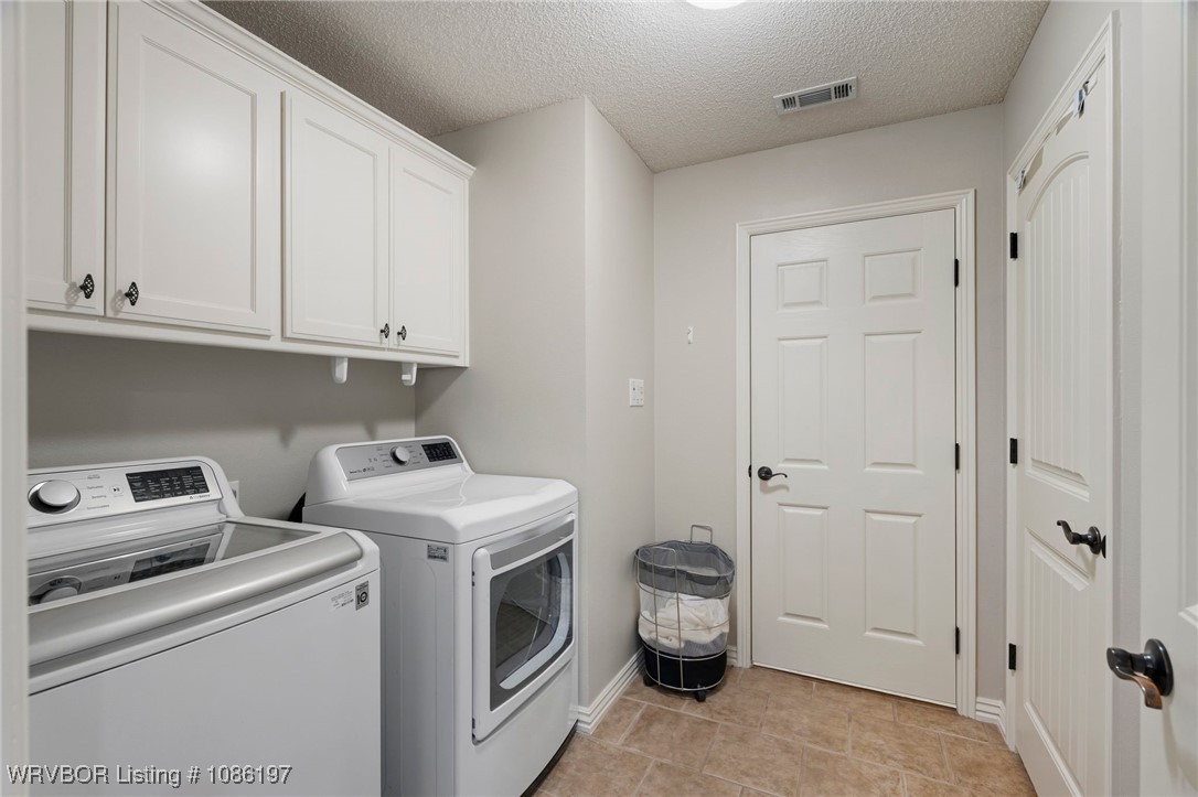 property viewer photo 18