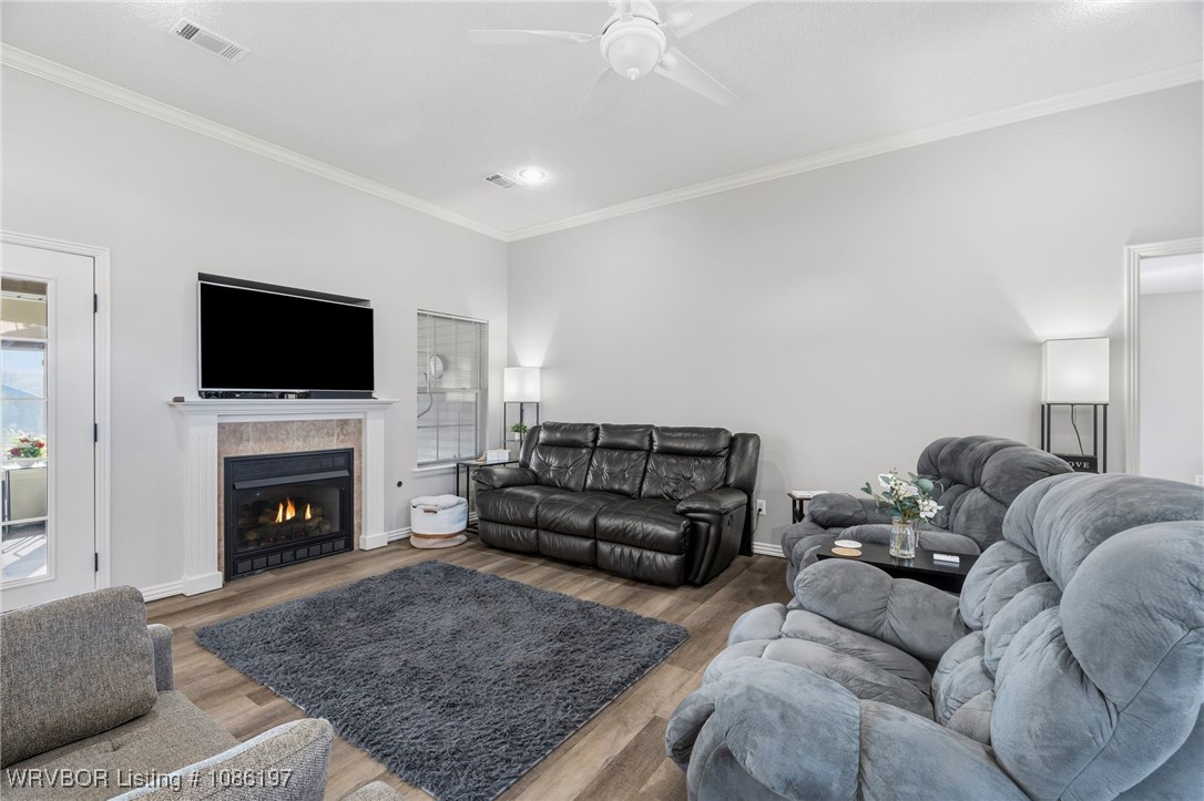 property viewer photo 3