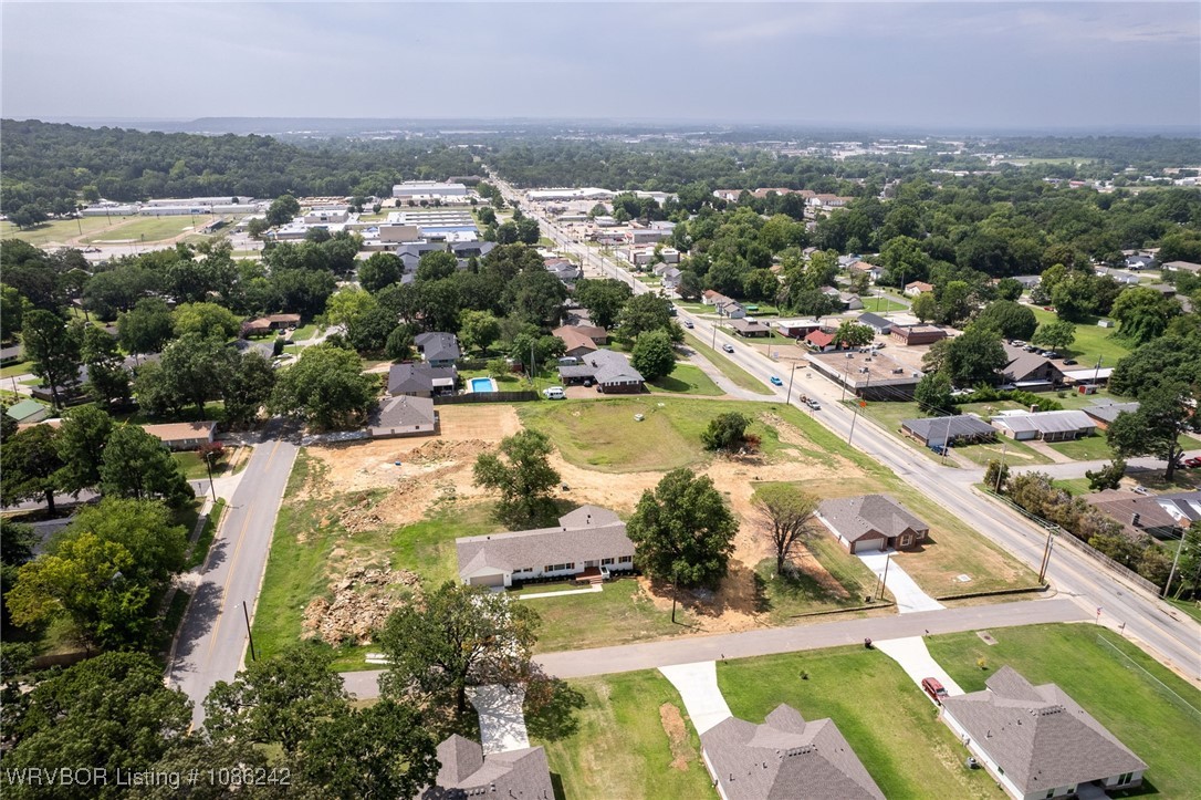 main property photo 41