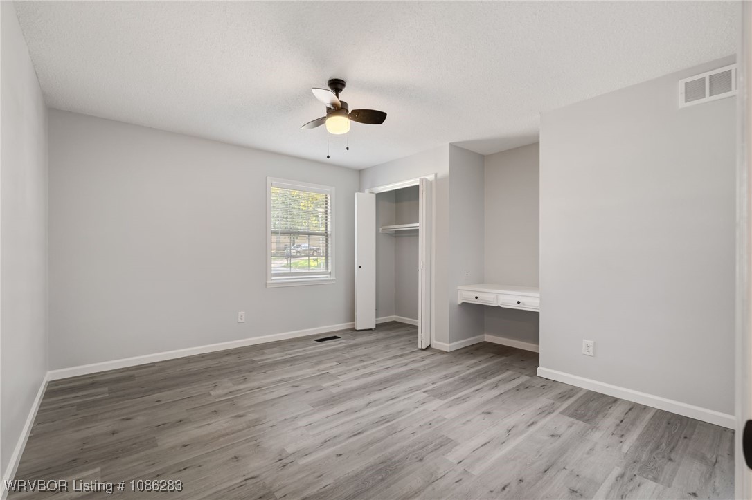 property viewer photo 17