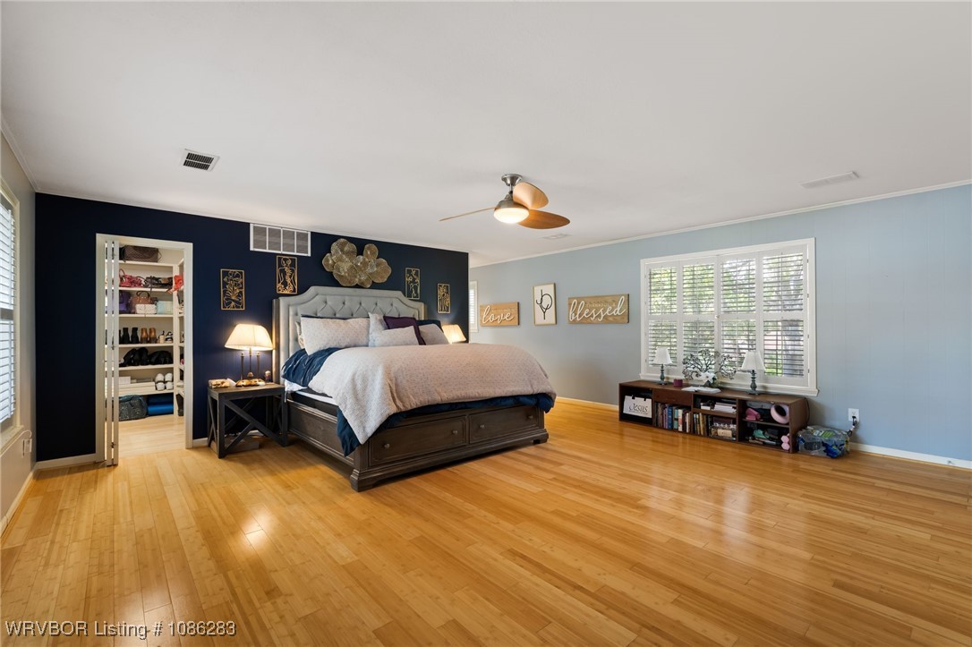 property viewer photo 24