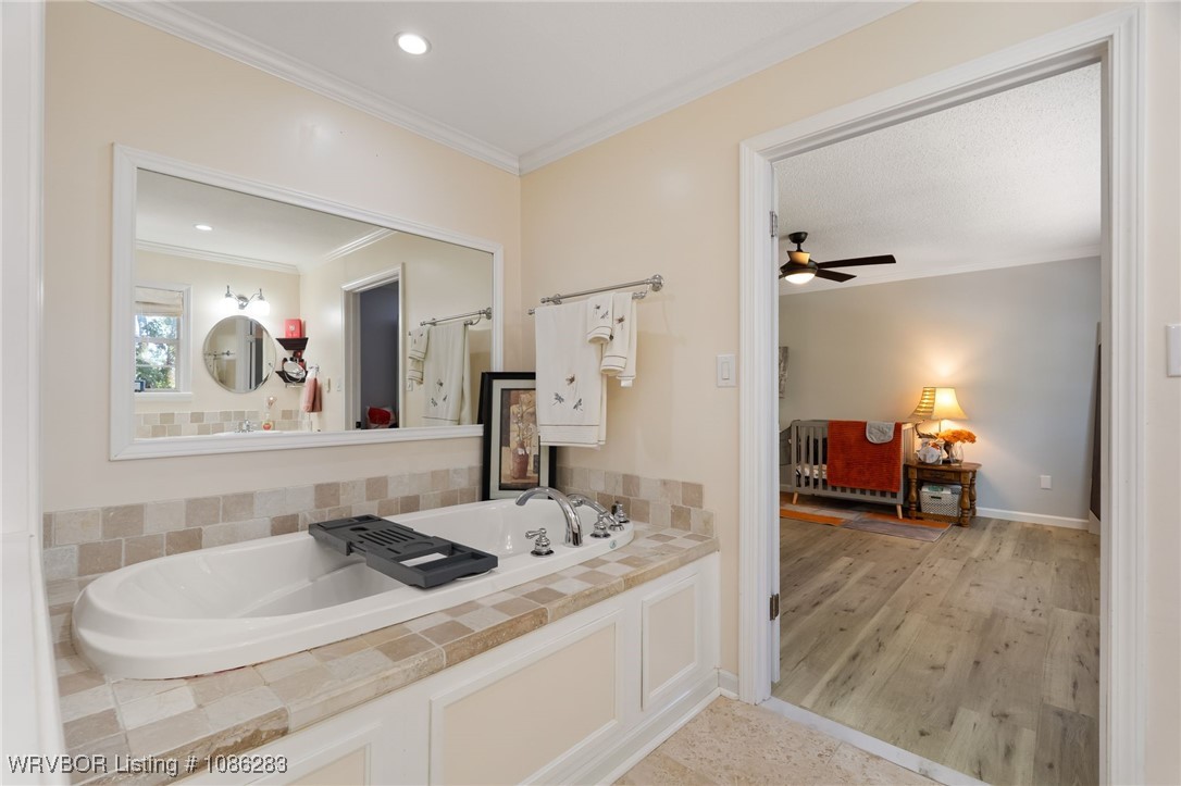 property viewer photo 27