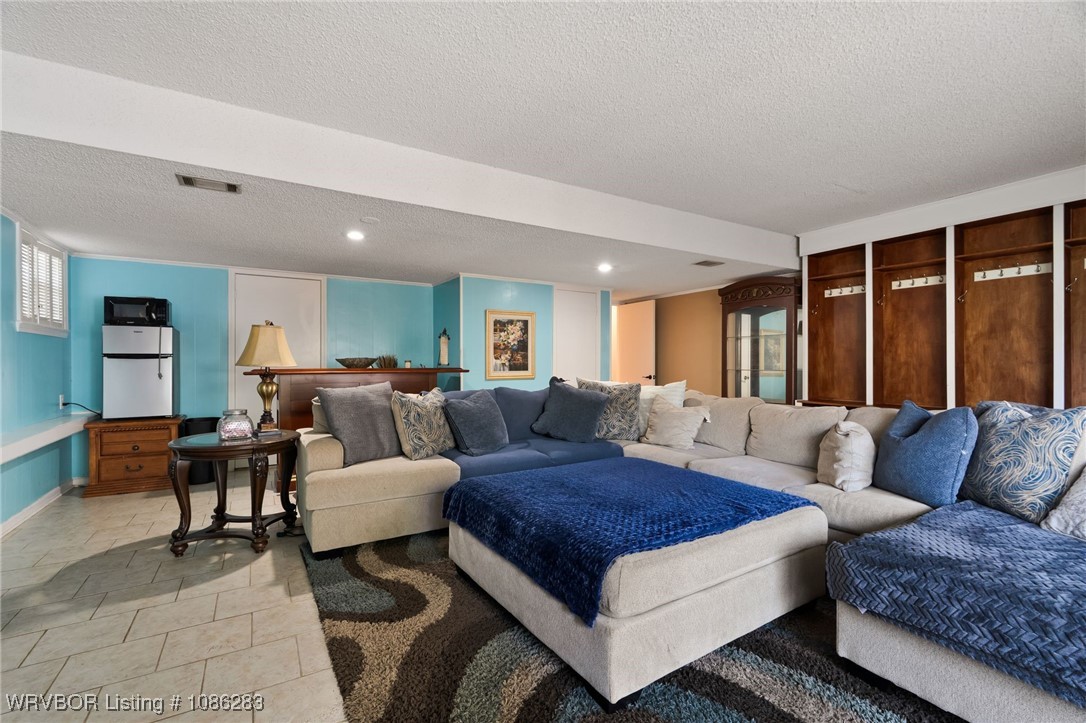 property viewer photo 30