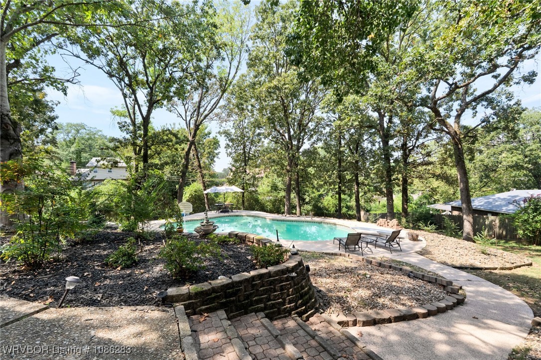 property viewer photo 41