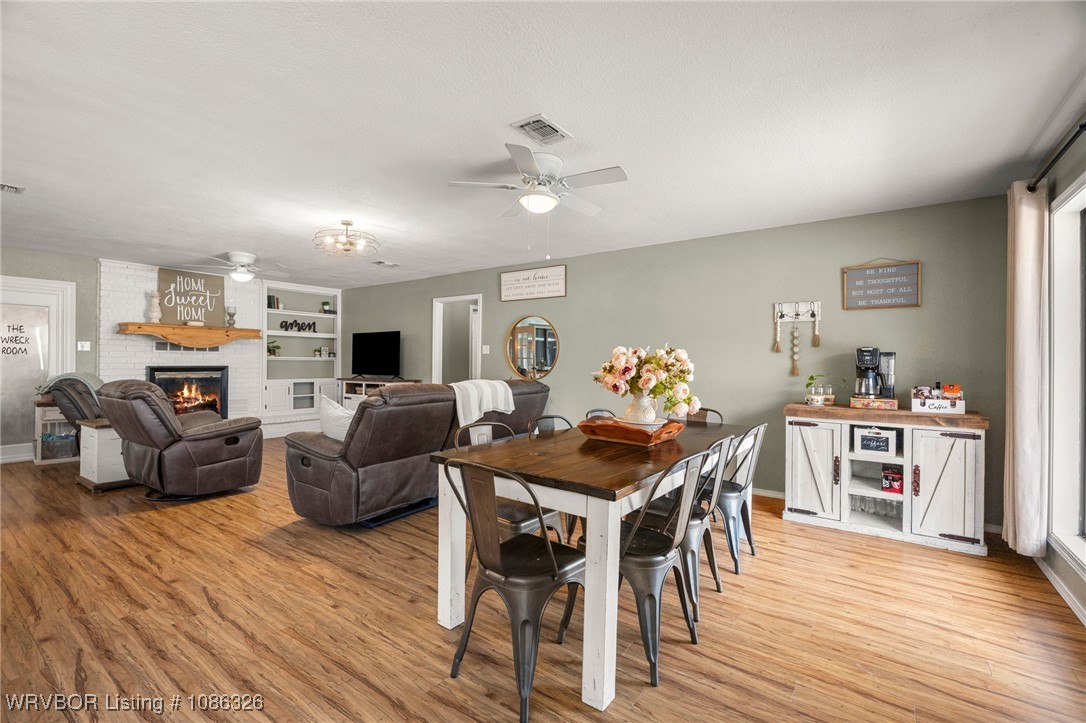 property viewer photo 6
