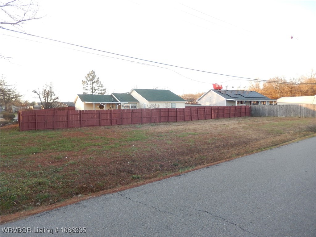 main property photo 8