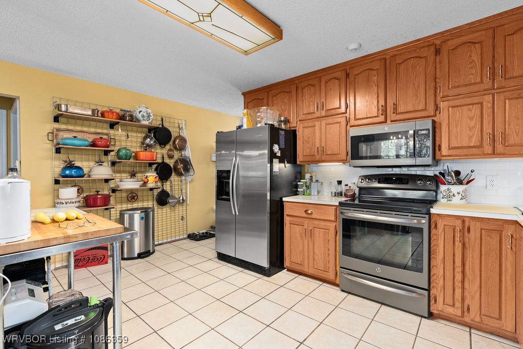 main property photo 50
