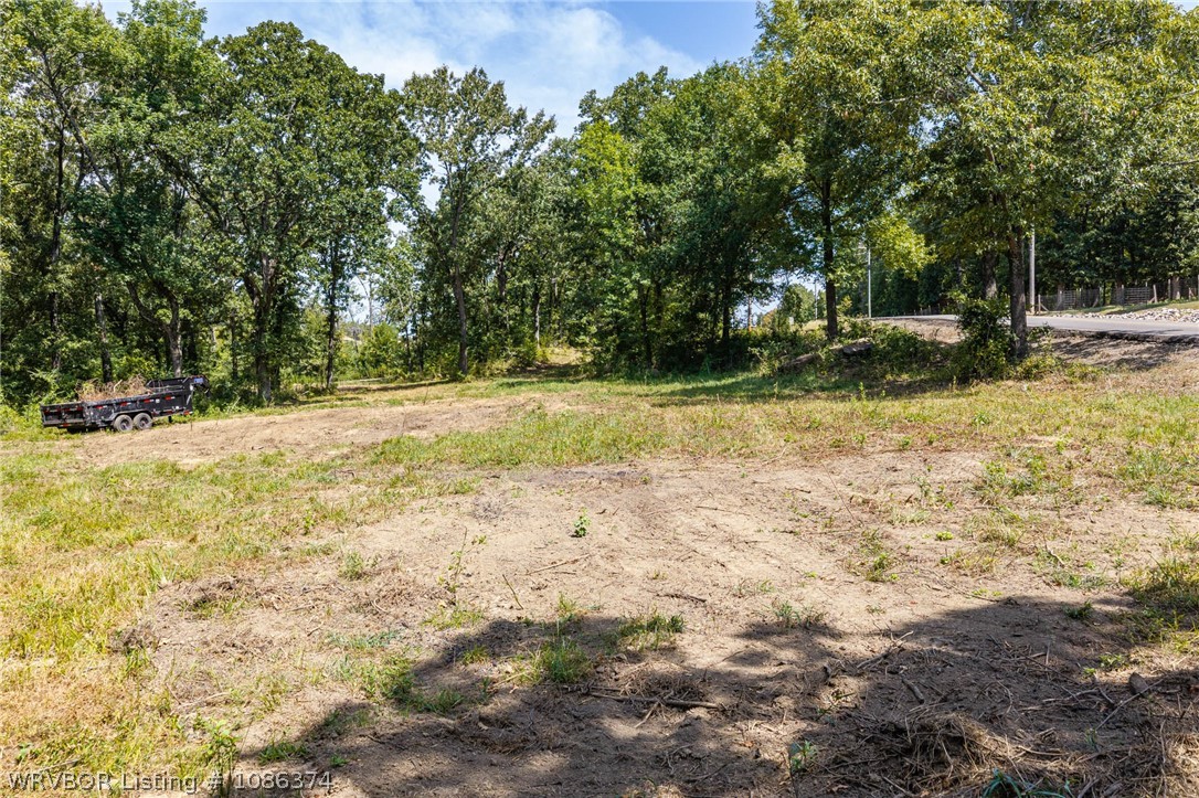 main property photo 28
