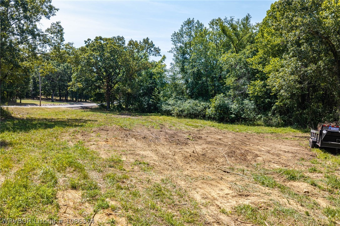 main property photo 40