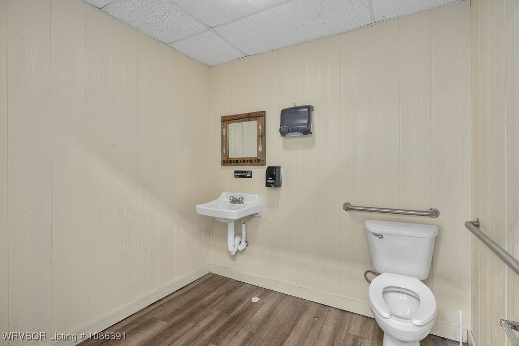 main property photo 15
