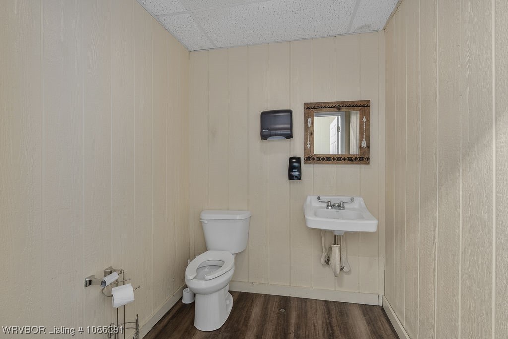 main property photo 17