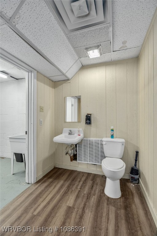 main property photo 18