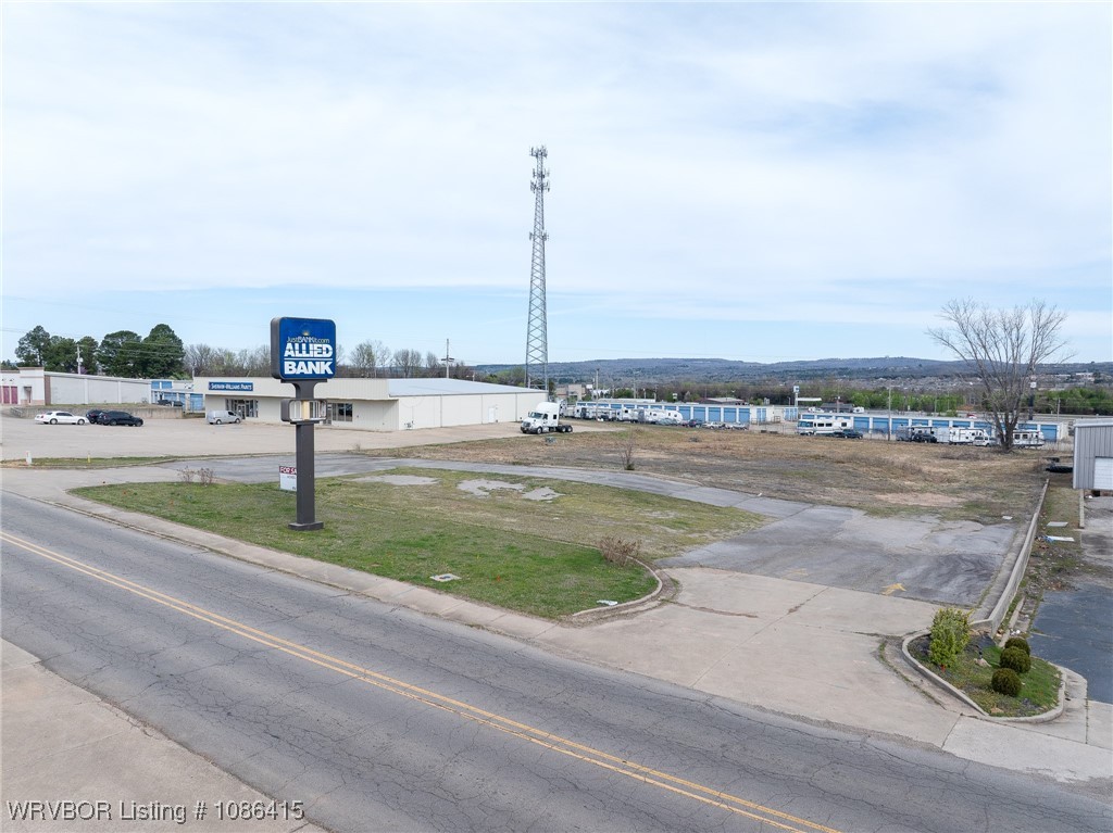 main property photo 4