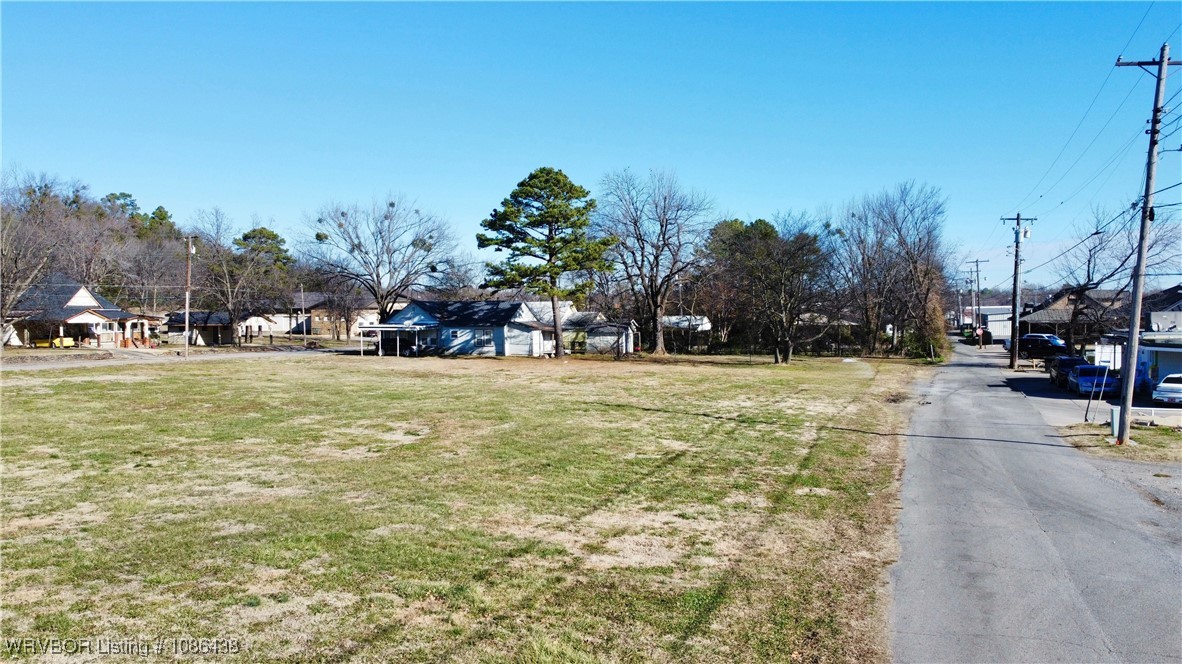 main property photo 10