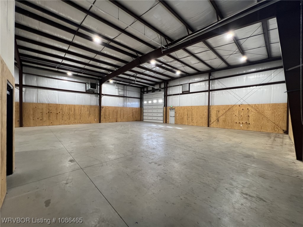 main property photo 9