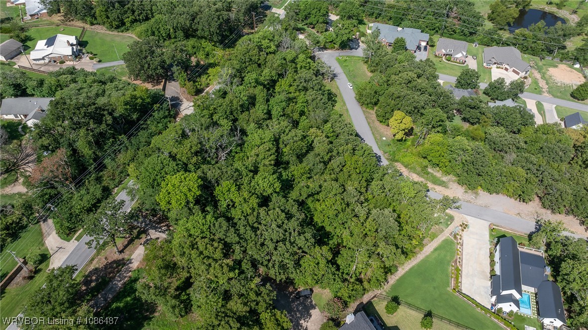 main property photo 15