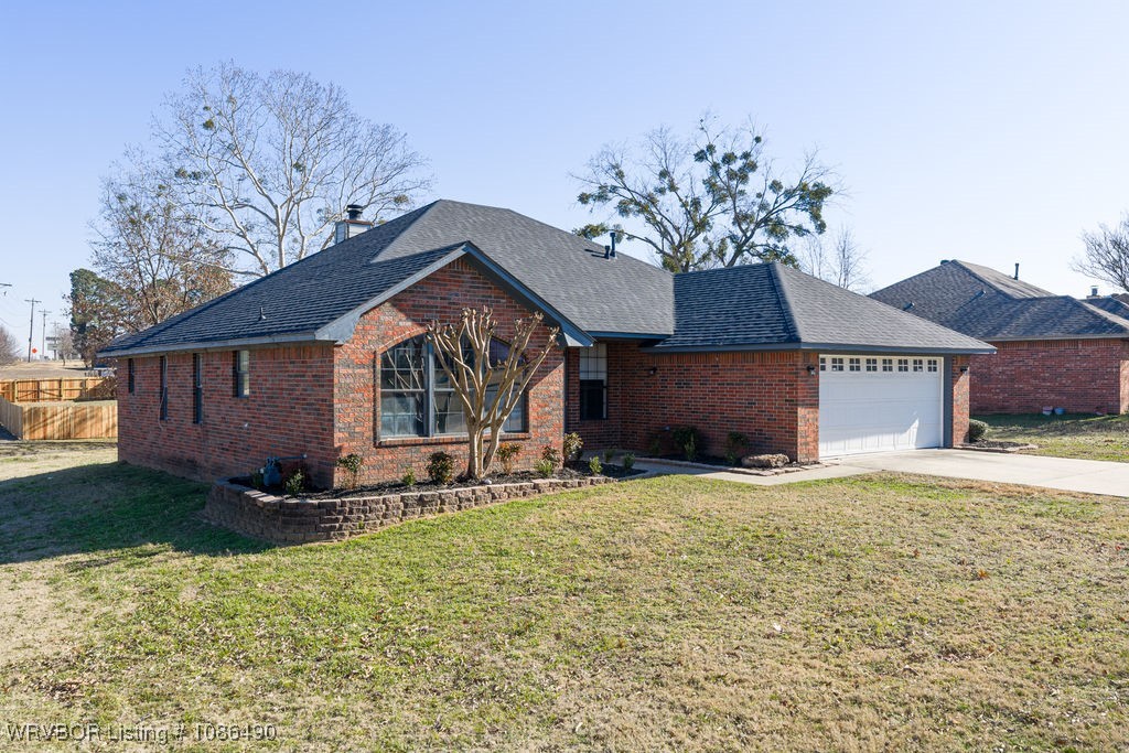 main property photo 39