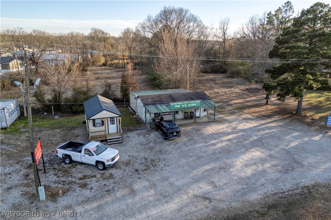 main property photo 19