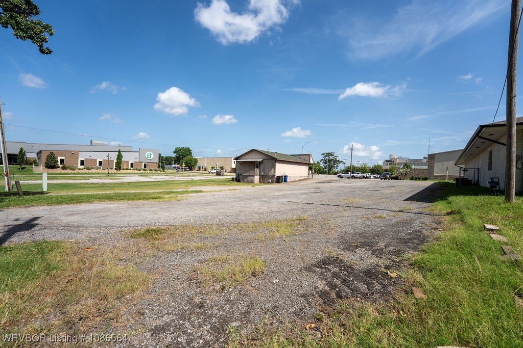 main property photo 5