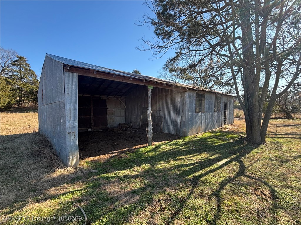 main property photo 17