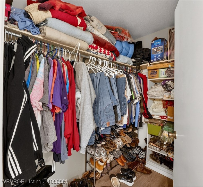 property viewer photo 27
