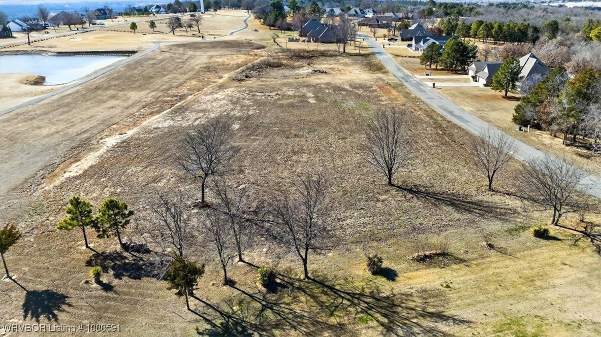main property photo 11