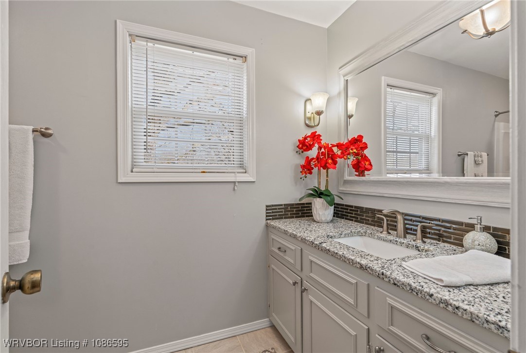 property viewer photo 35