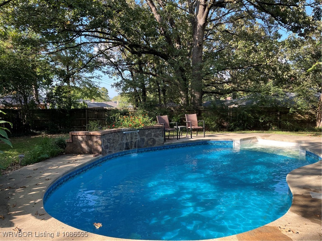property viewer photo 45