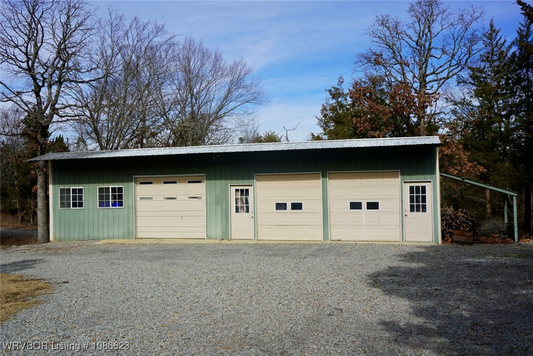 main property photo 41