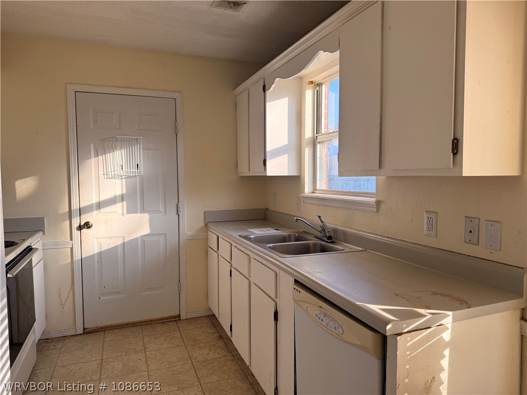 property viewer photo 8