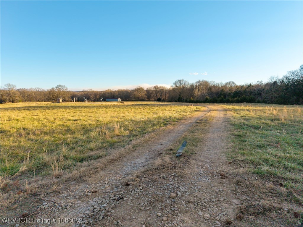 main property photo 9