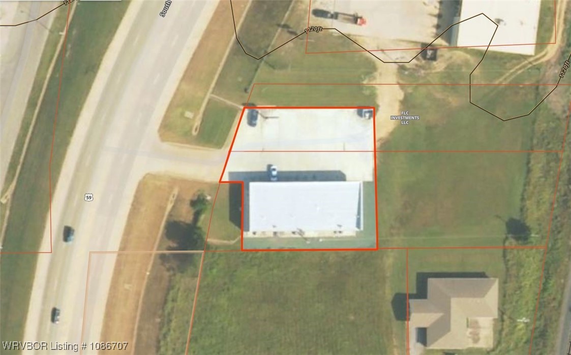 main property photo 16